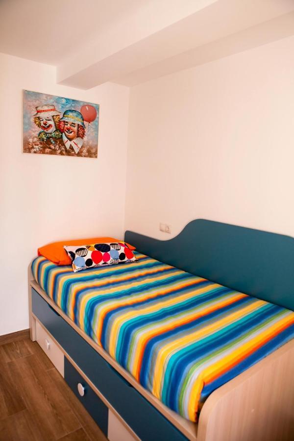 Tuttifruttiaapt Appartamento Nerja